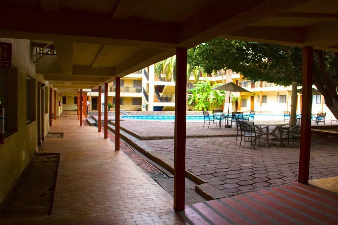 Hotel Bugambilia Hermosillo Dış mekan fotoğraf
